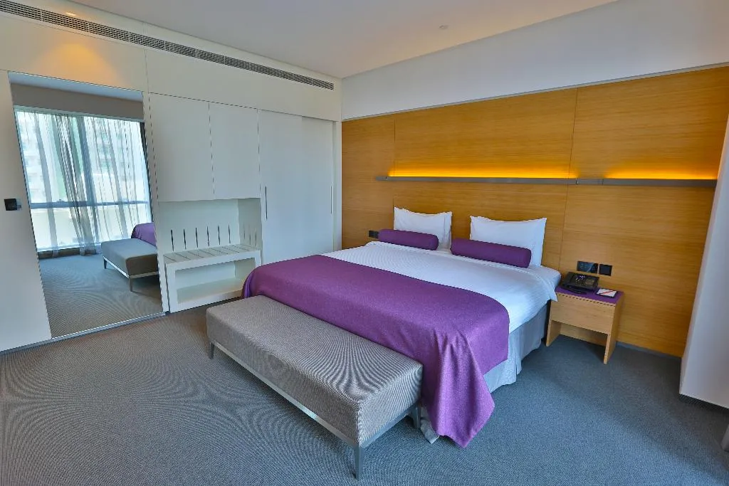 JUNIOR SUITE STANDARD Room, The Act Hotel, Dubai