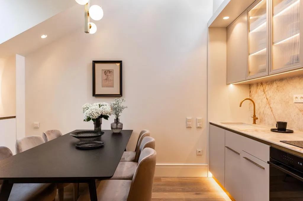 APARTMENT THREE BEDROOMS WITH KITCHENETTE Room, Art Boutique ApartHotel, Krakow