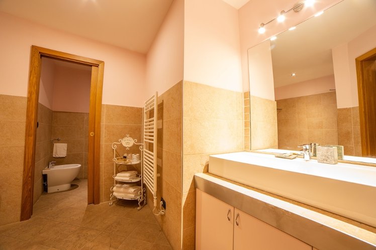 B&B Galileo 2000, Florence