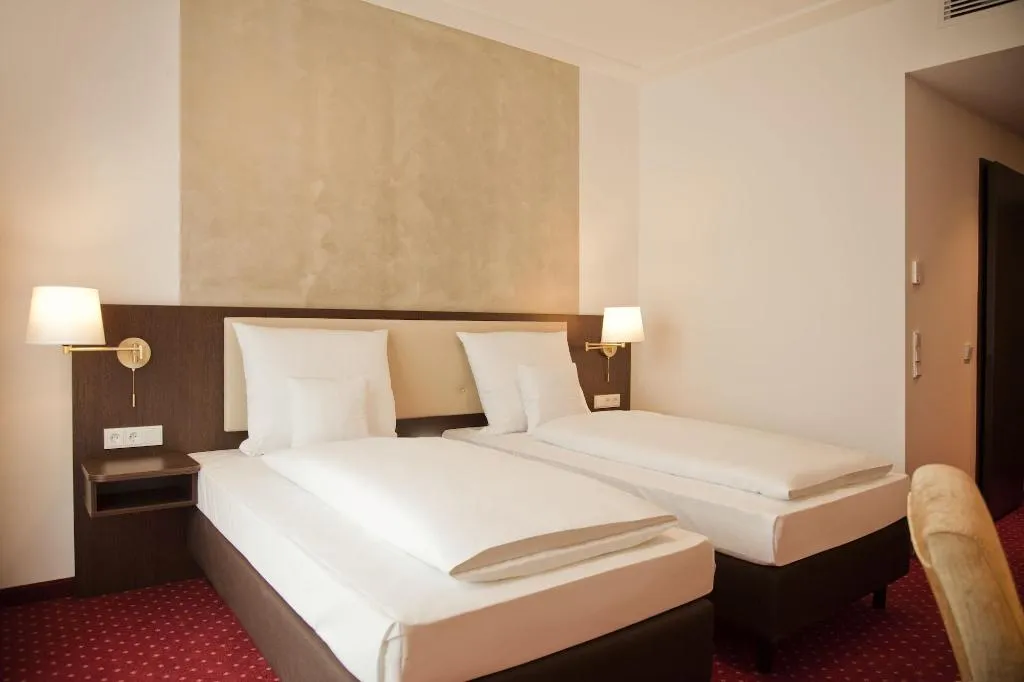 Room, Gold Palais Hotel, Berlin