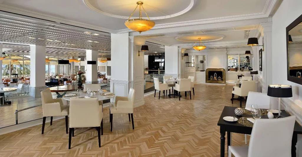 Restaurant, Hotel Victoria Gran Meliá, Majorca