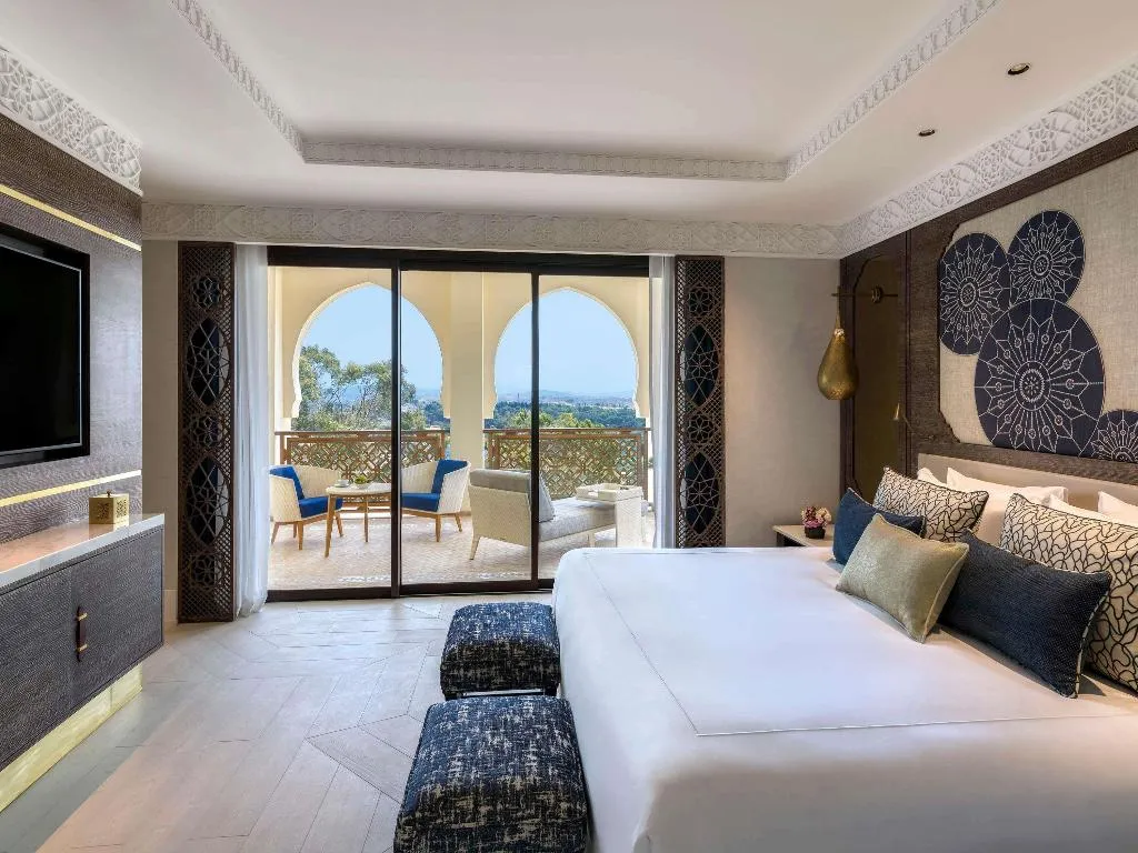JUNIOR SUITE KING SIZE BED Room, Fairmont Tazi Palace Tangier, Tangier
