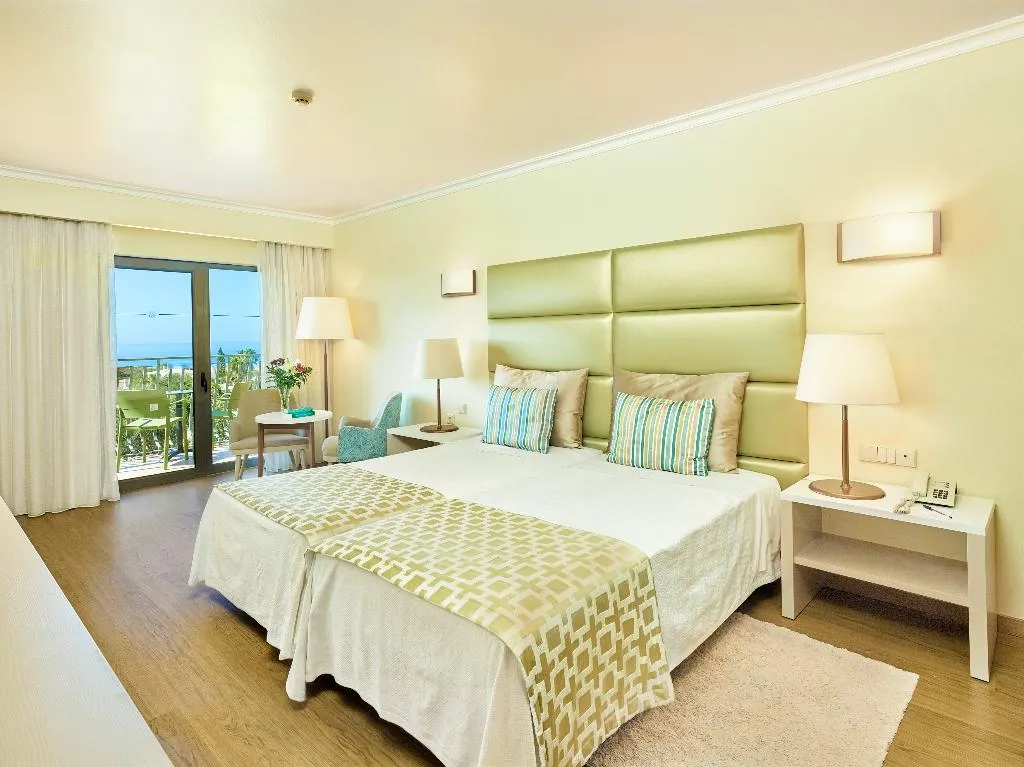 SINGLE DELUXE SEA VIEW Room, Hotel Baia Grande, Algarve