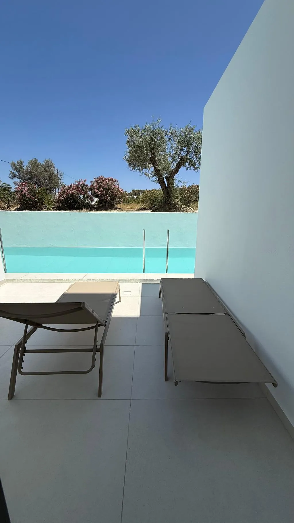 DOUBLE DELUXE Room, Nikos BnB, Rhodes