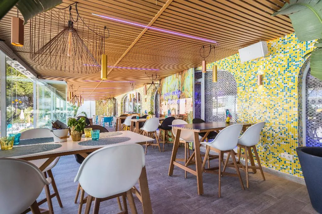 Terrace, Sotavento Club Apartments - Only Adults, Majorca
