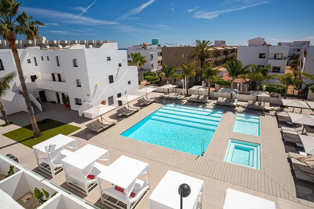 SUITE TWO BEDS Room, Migjorn Ibiza Suites And Spa, Ibiza