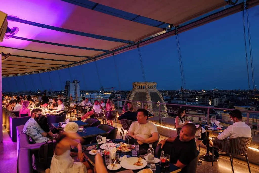 Terrace, Dei Cavalieri Milano Duomo, Milan