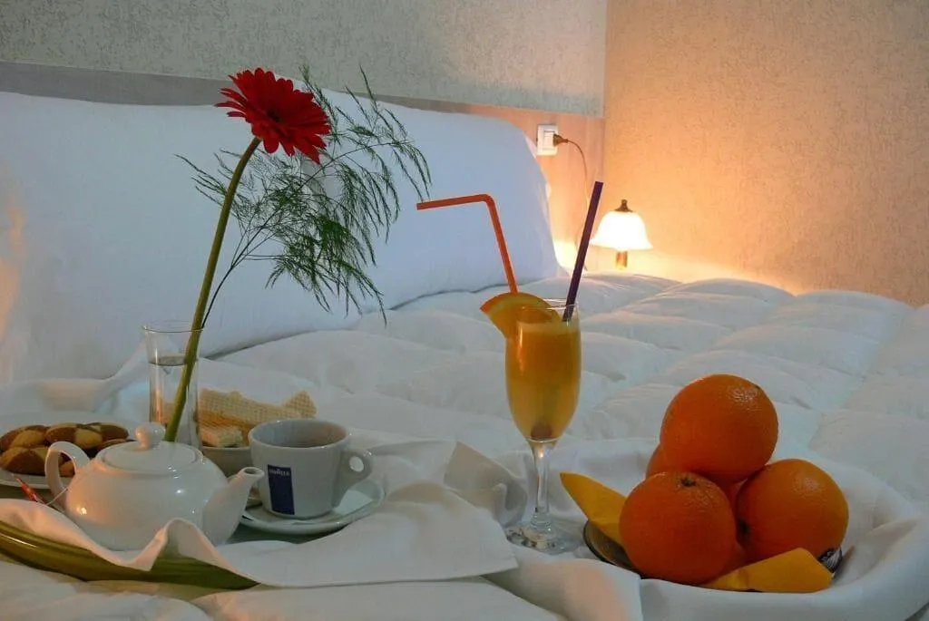 Room, Hotel Majestic, Durres