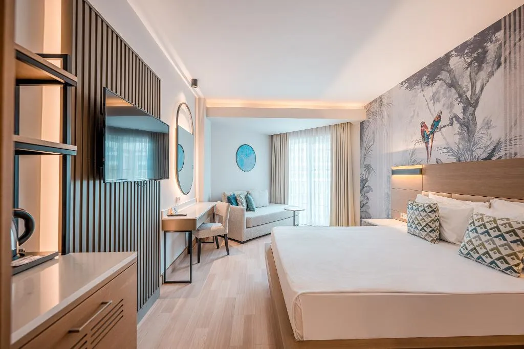 DOUBLE SINGLE USE STANDARD Room, Belek Beach Resort, Antalya