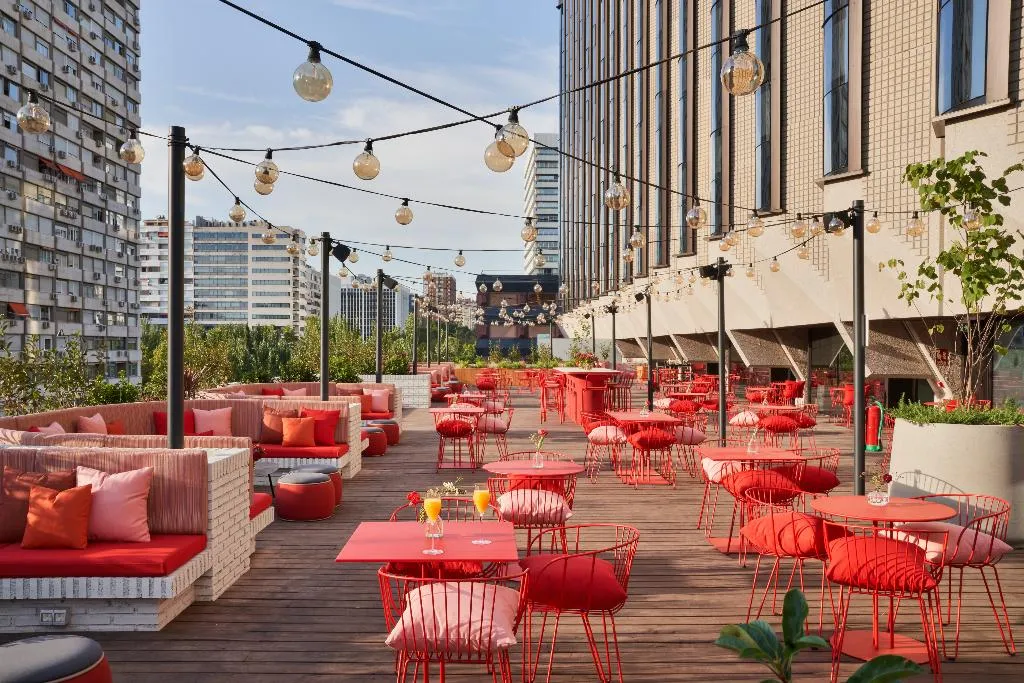 Bar, Canopy by Hilton Madrid Castellana, Madrid