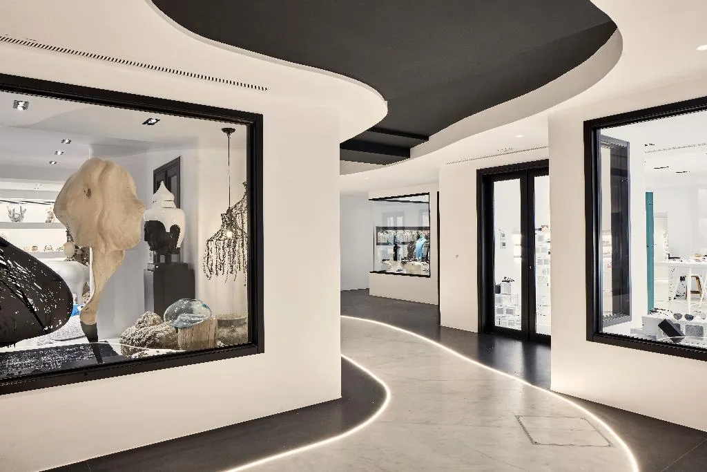 Sports and Entertainment, Royal Myconian - Leading Hotels of the World, Mykonos