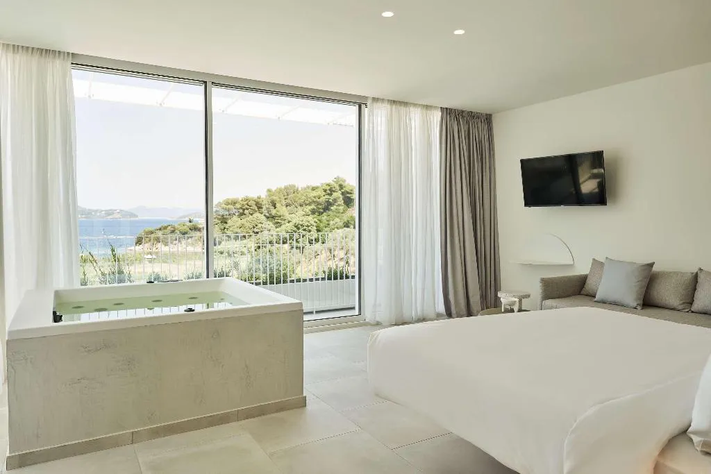 Room, Radisson Resort Plaza Skiathos, Skiathos