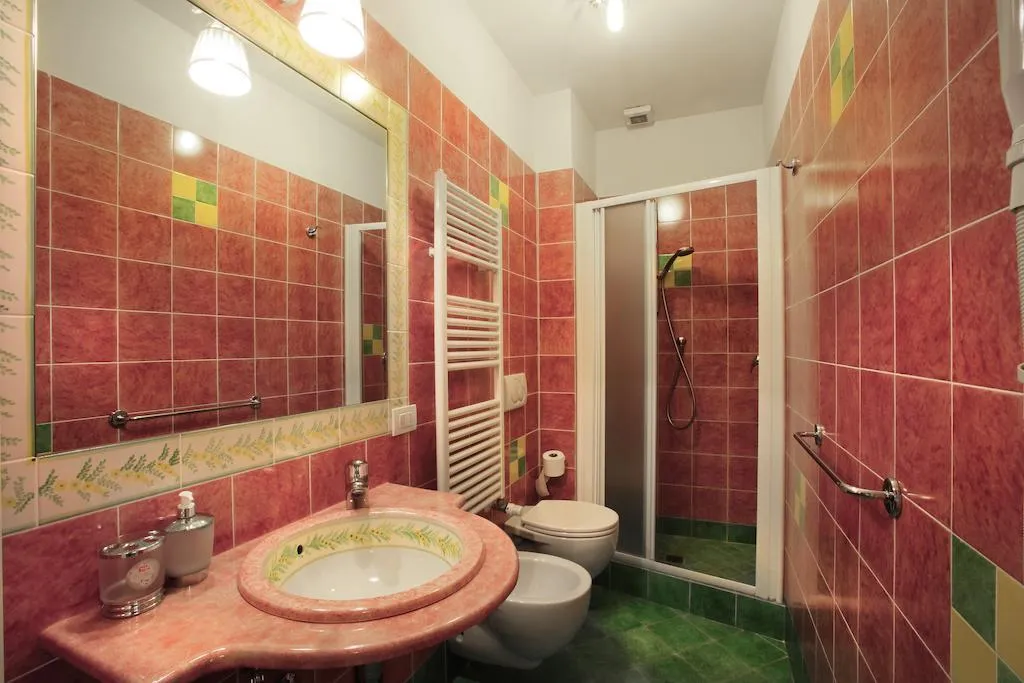 APARTMENT CAPACITY 3 ONE BEDROOM Room, Villa Lucrezia Firenze, Florence