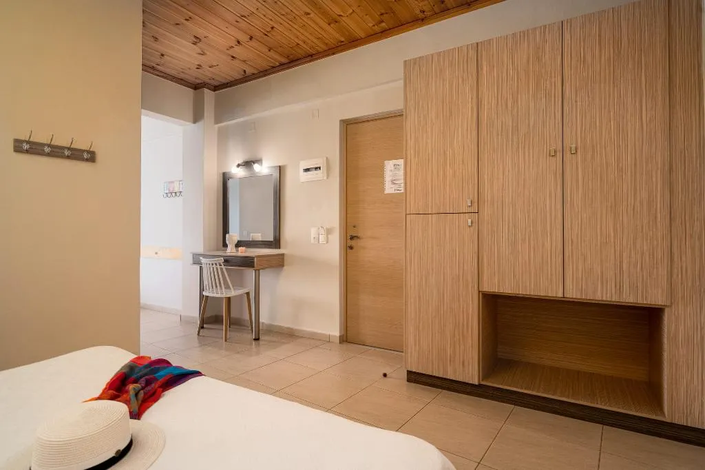 JUNIOR SUITE SIDE SEA VIEW Room, Minos Boutique Hotel Agia Galini, Crete