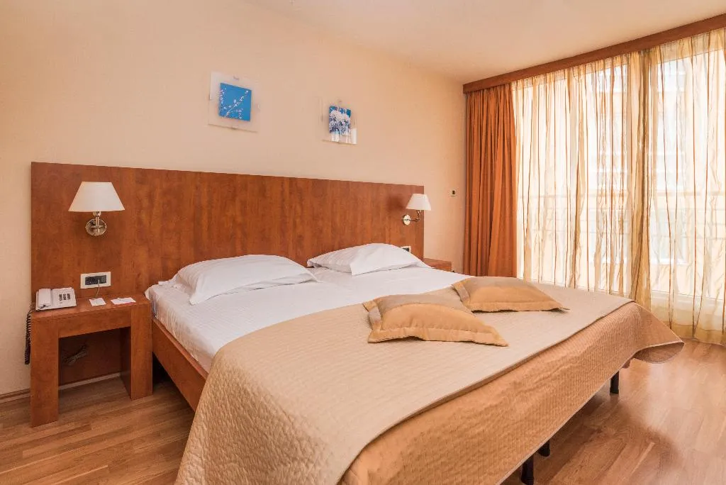 DOUBLE SINGLE USE CLASSIC Room, Hotel Umag  Plava Laguna, Istria