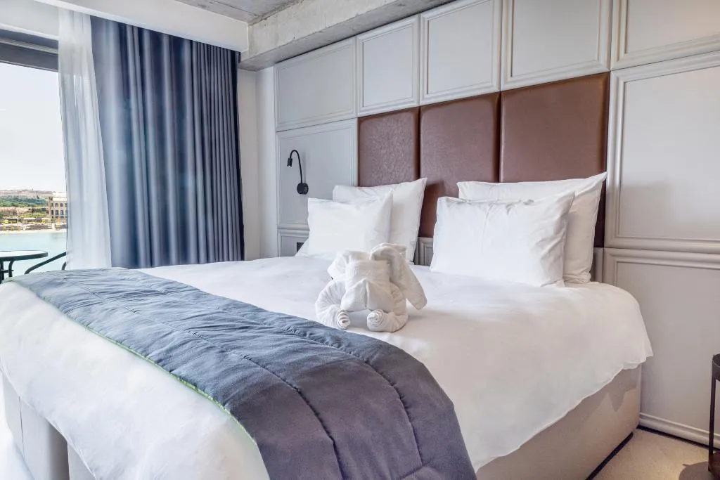 Double or Twin DELUXE SEA VIEW Room, The Londoner Hotel Sliema, Malta