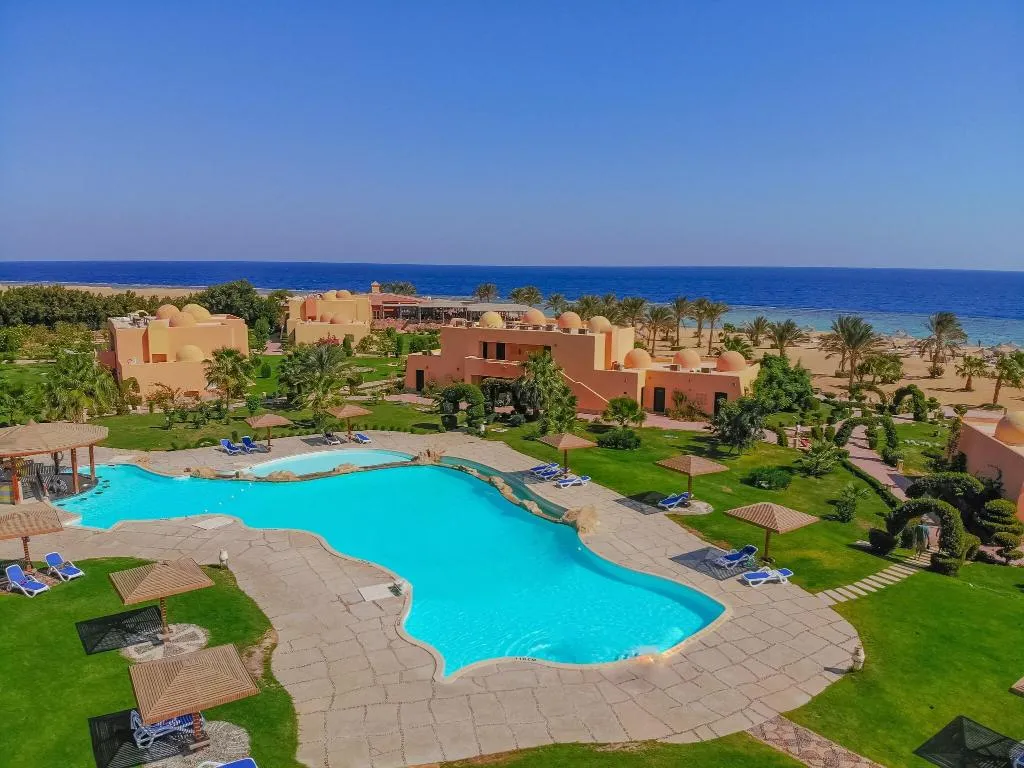 Pool, Wadi Lahmy Azur Resort, Red Sea Riviera