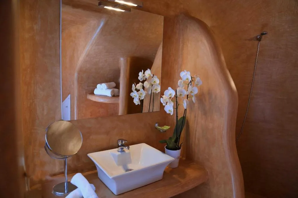 Room, Marizan Caves & Villas, Santorini, Santorini
