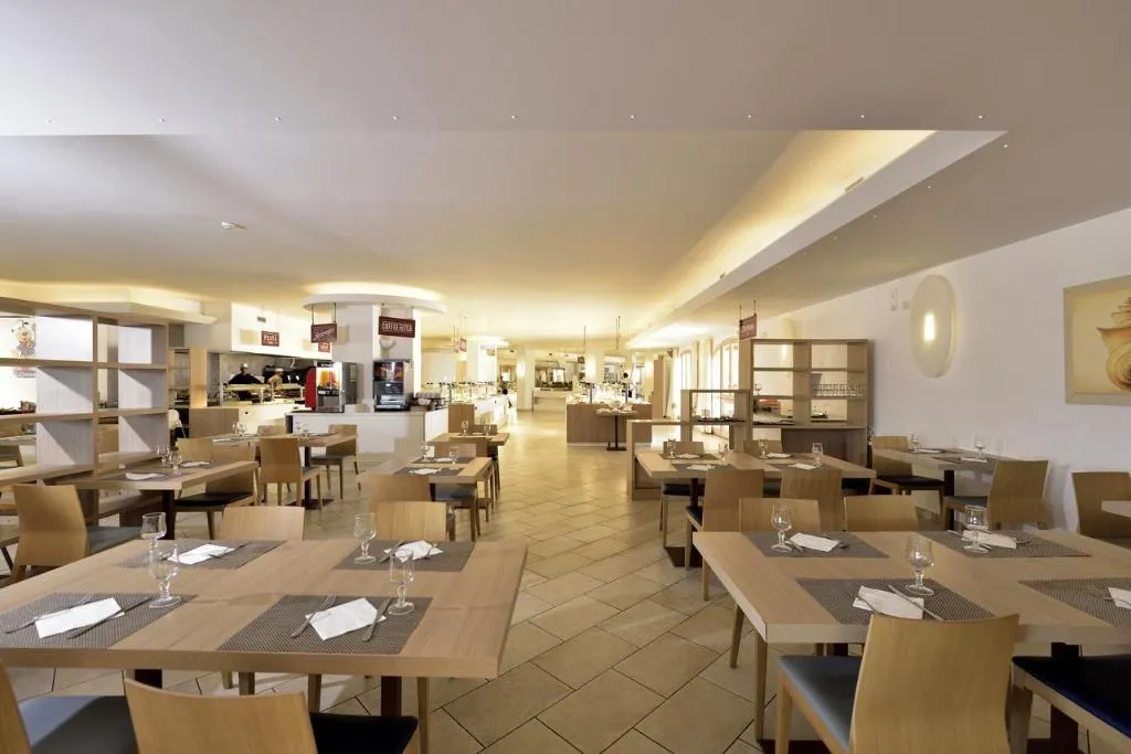 Restaurant, Janna'e Sole Resort, Olbia