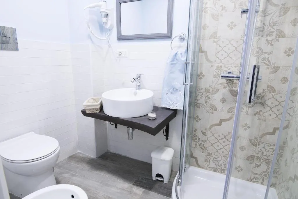 Room, Dimora Partenopea, Naples