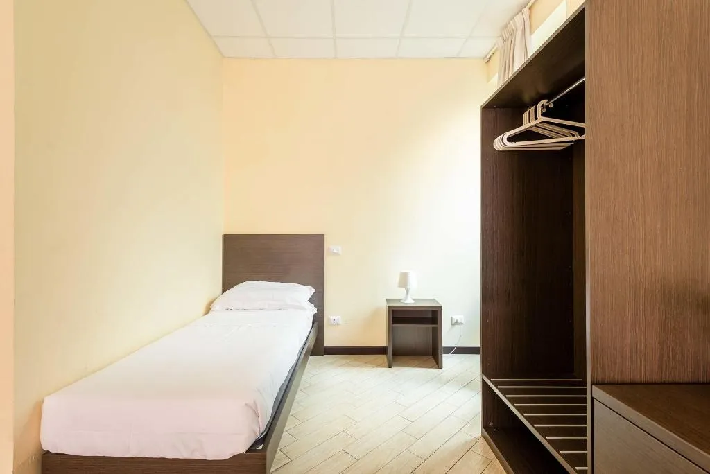 Room, Hotel Central Lodge, Naples