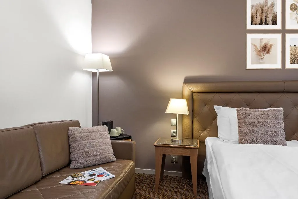 Double or Twin EXECUTIVE Room, Hotel Royal Prague, Prague