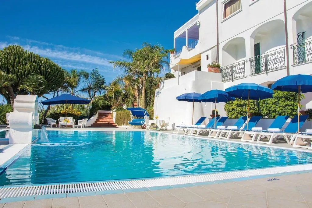Pool, Capizzo, Naples