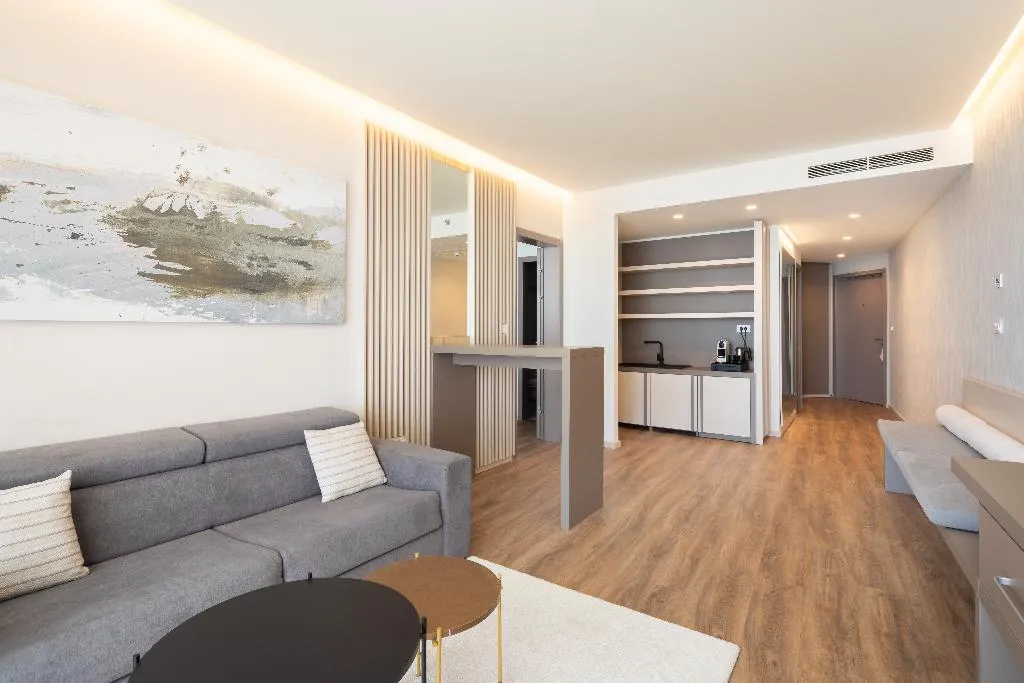 SUITE DELUXE SEA VIEW Room, Aminess Laurel Khalani Hotel, Split