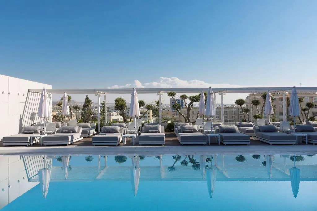 Bar, Radisson Blu Hotel Larnaca, Cyprus