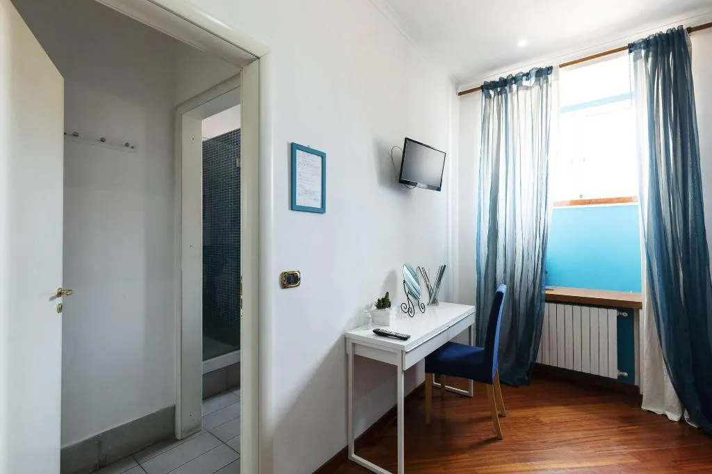 Room, B&B Museum, Naples