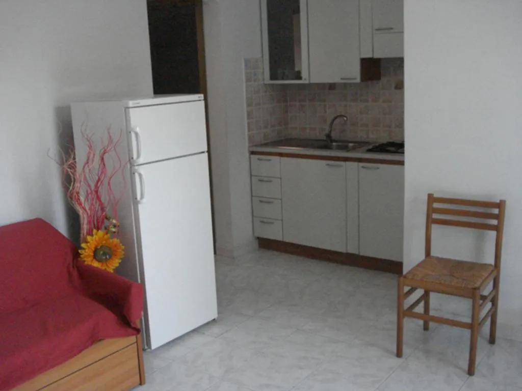 APARTMENT CAPACITY 6 Room, Residenza sul Mare, Cagliari