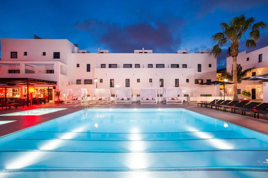 Pool, Migjorn Ibiza Suites And Spa, Ibiza