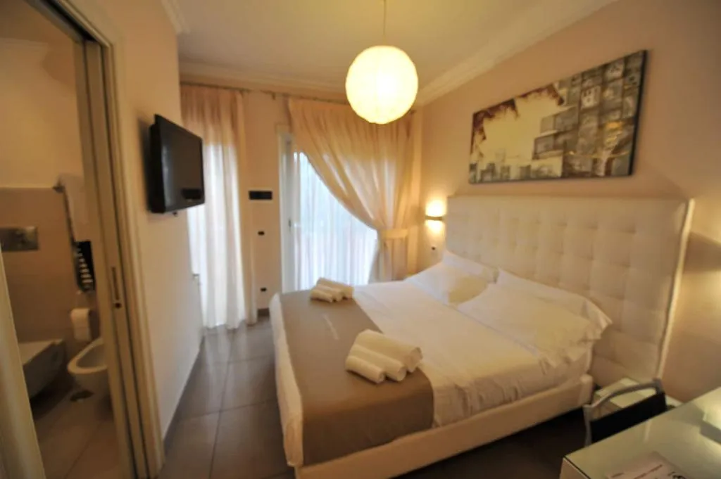 Room, B&B Roof Garden Zaccardi, Rome