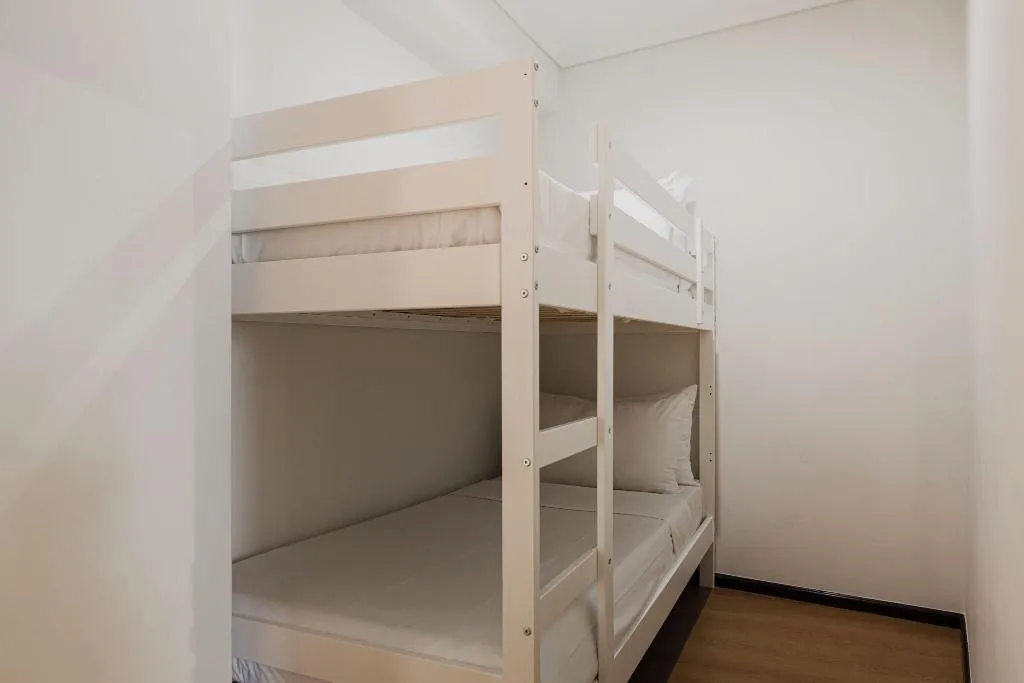 FAMILY ROOM TWO BEDS Room, Da Bolsa, Porto