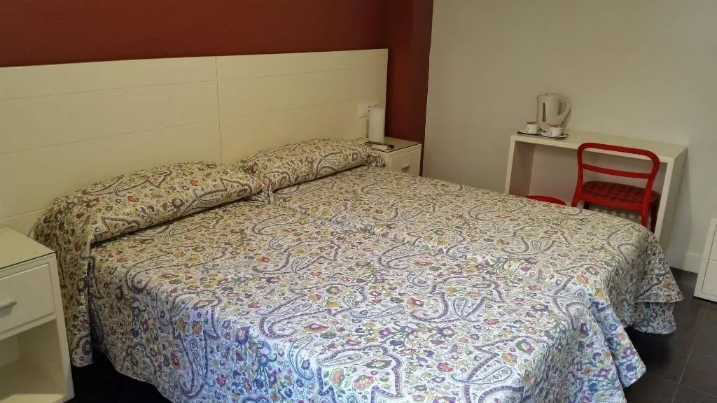Room, Hostal San Vicente Ii, Seville