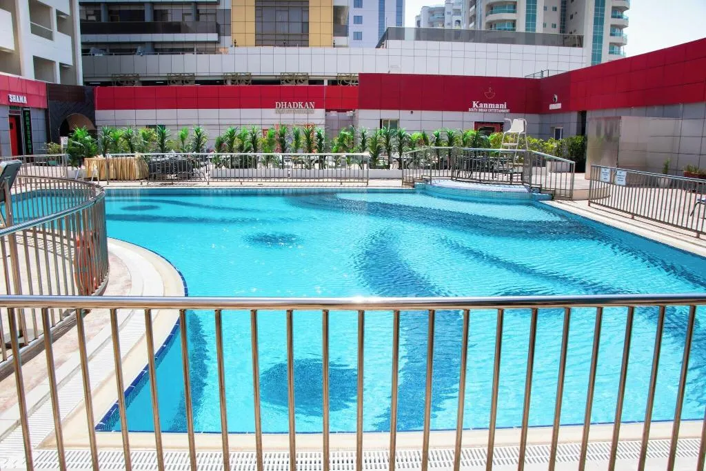 Pool, Dubai Grand Hotel by Fortune, Dubai