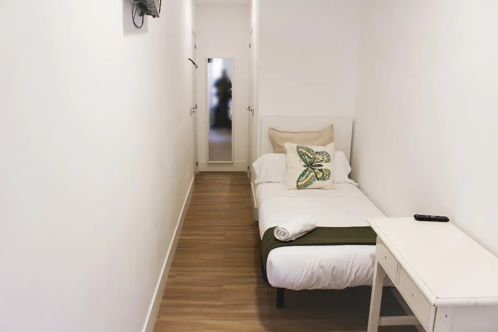 SINGLE STANDARD Room, Pensión MYD La Estrella, Madrid