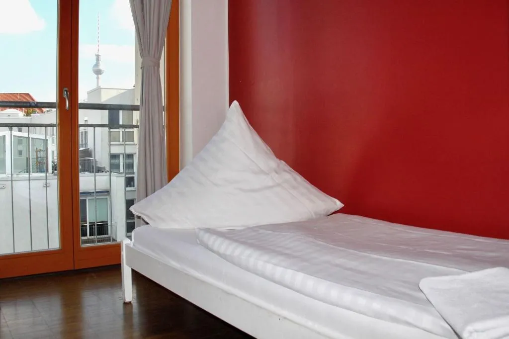 Room, St Christopher's Berlin Mitte, Berlin