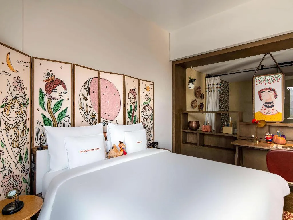 Room, 25hours Hotel Dubai One Central, Dubai
