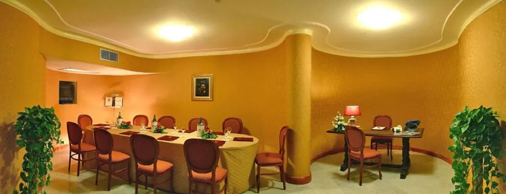 Conferences, Grand Hotel La Pace, Naples