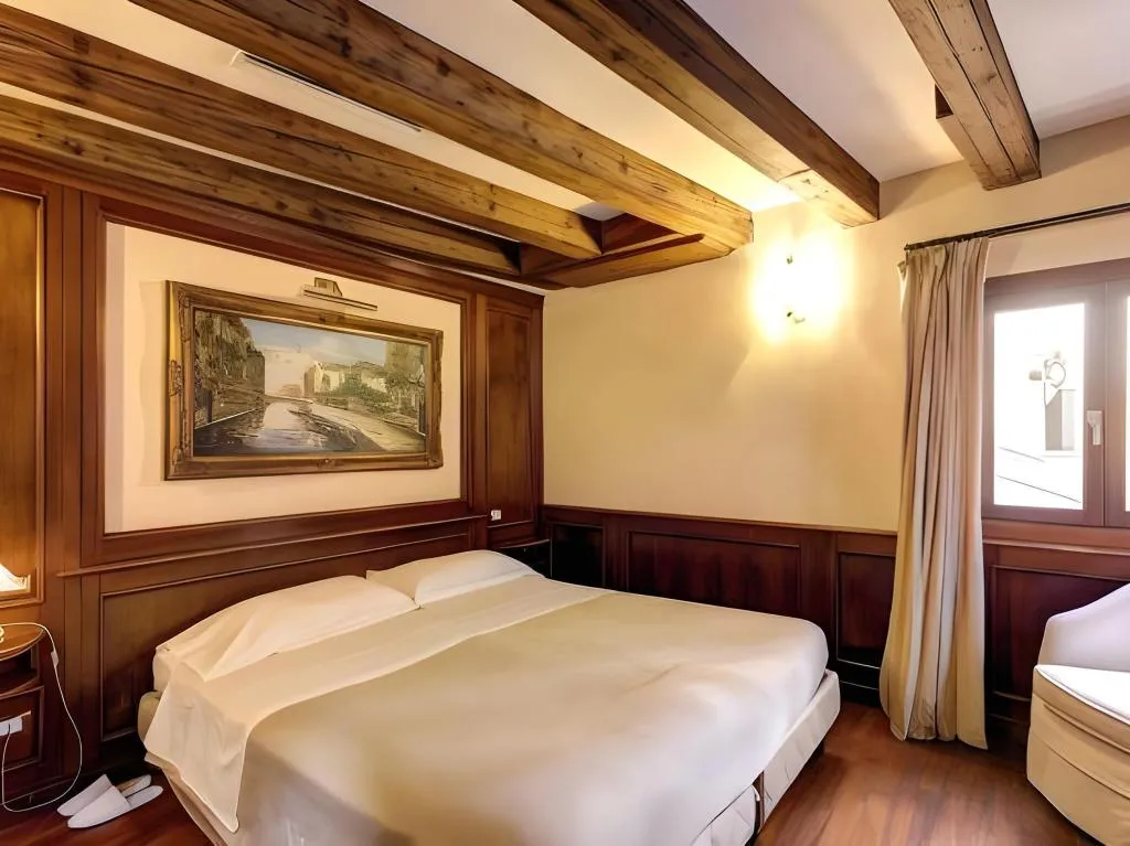 Room, Palazzo La Scala, Venice
