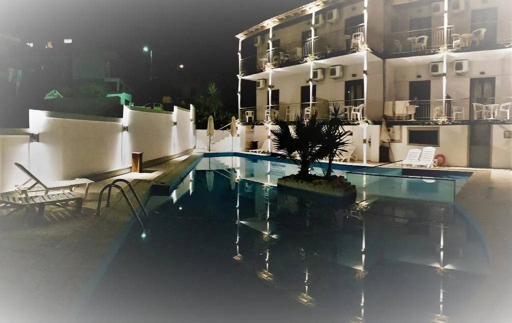 TRIPLE STANDARD Room, Aragorn Hotel, Corfu