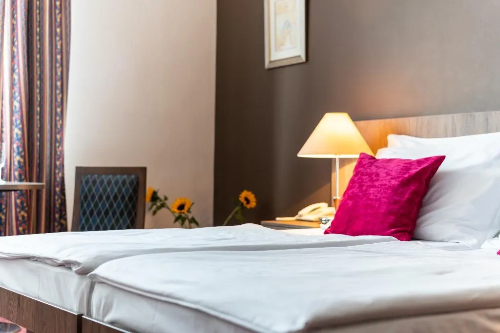 DOUBLE STANDARD Room, Harmony, Prague