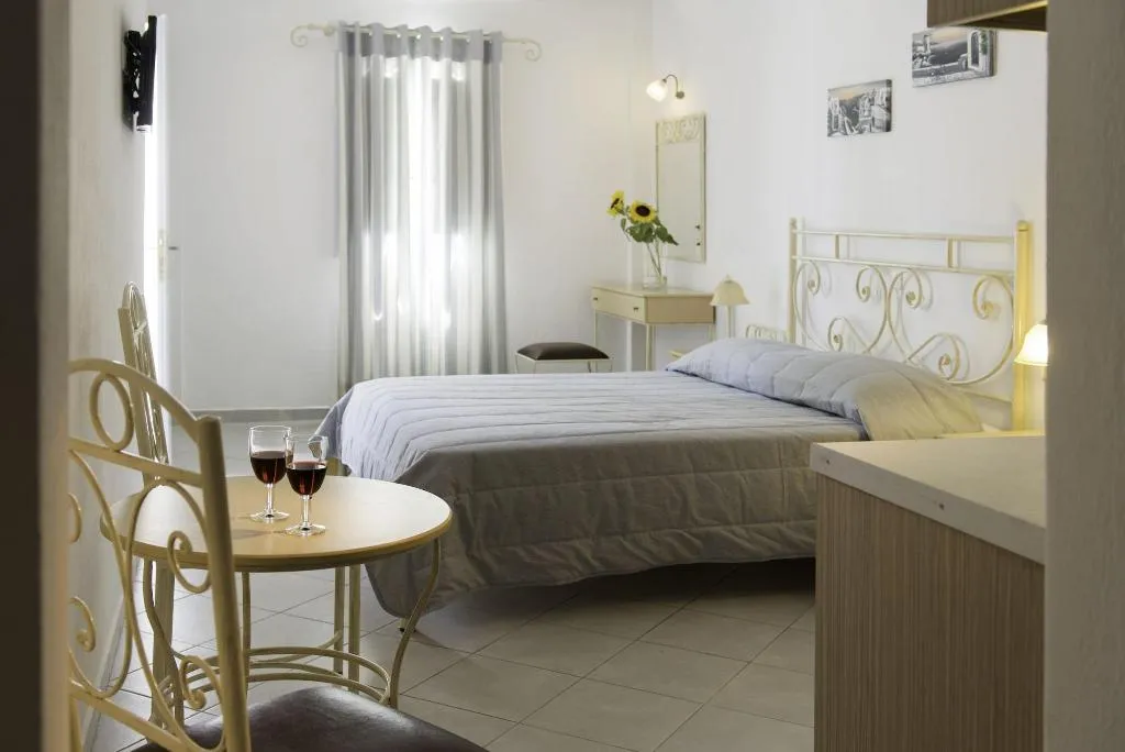 Room, Makris Beach Hotel, Santorini