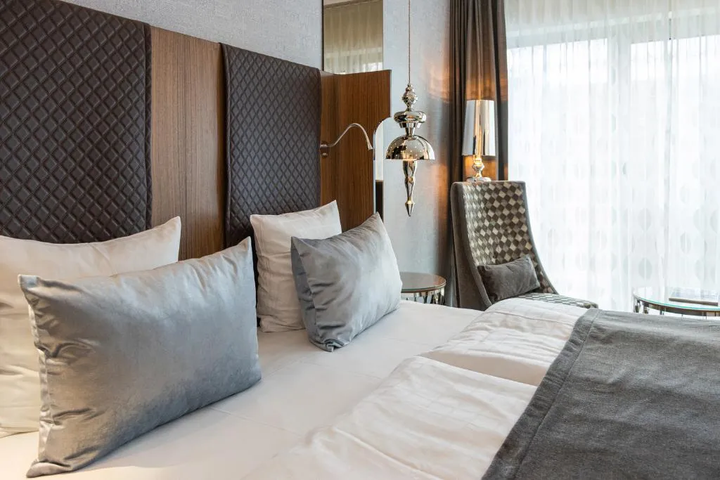 Double or Twin SUPERIOR Room, Tivoli Hotel, Copenhagen