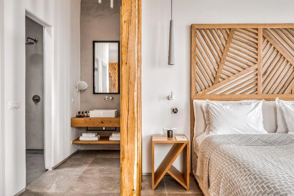 SUITE DELUXE WITH JACUZZI Room, Alissachni Mykonos, Mykonos