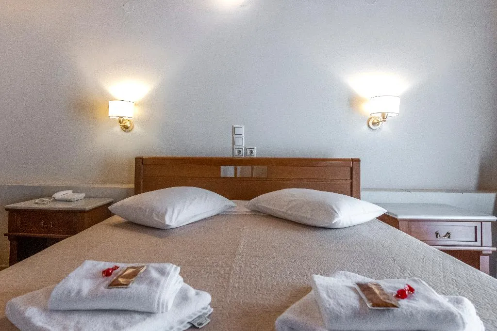 Room, Parnassos Delphi, Athens