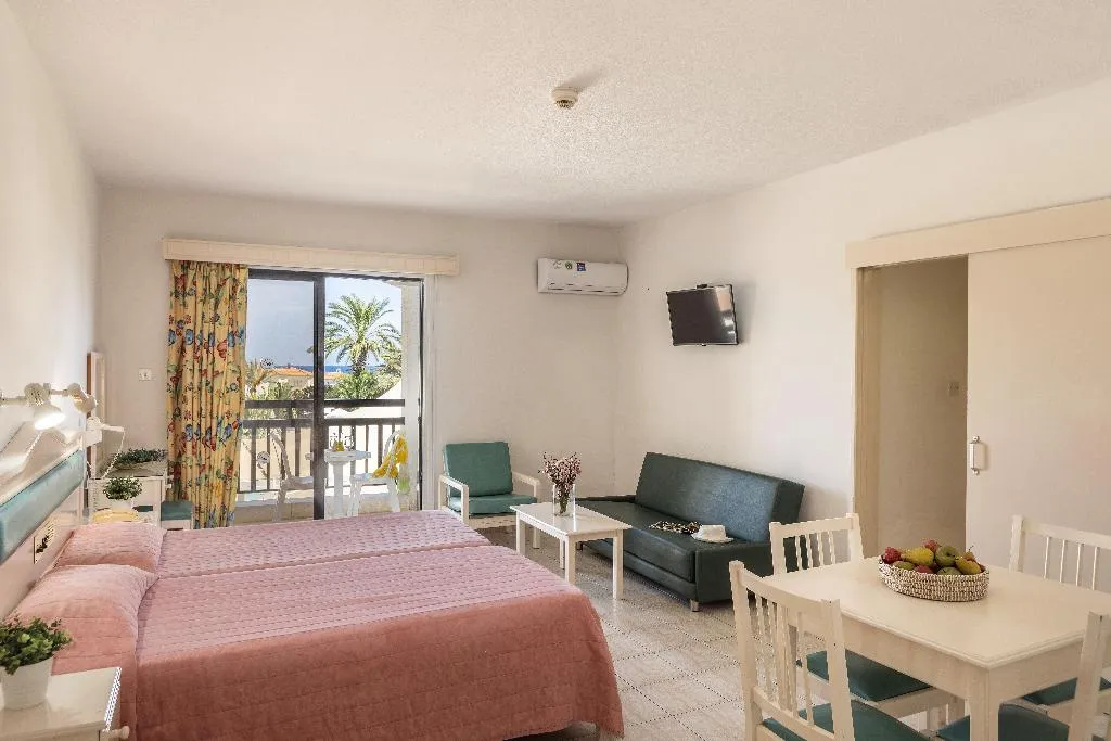STUDIO STANDARD Room, Seagull Hotel Apartments, Cyprus