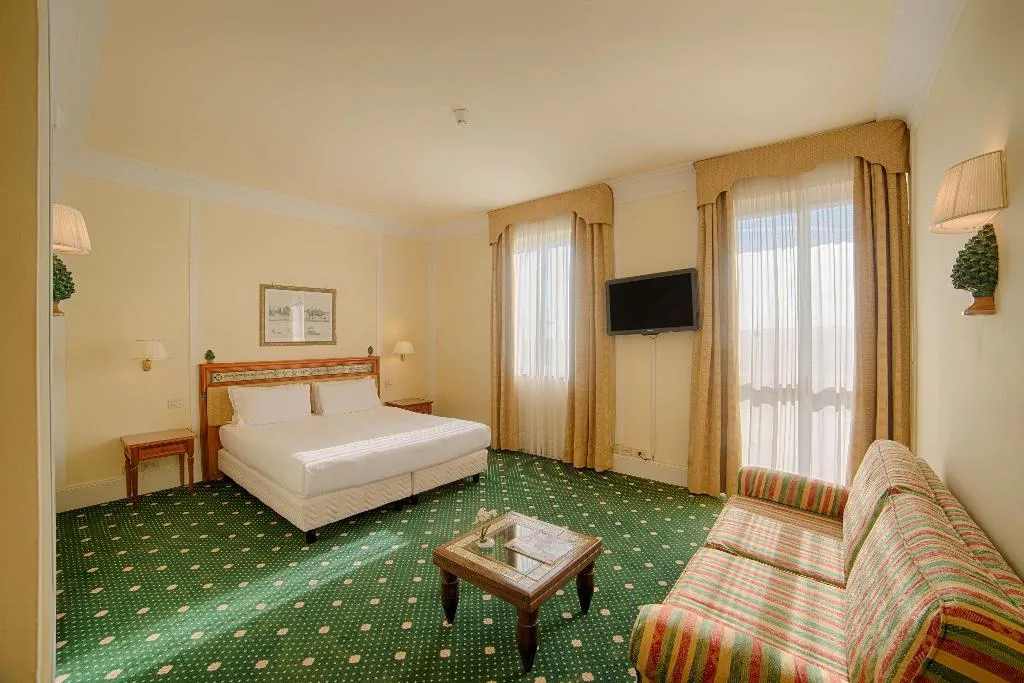 FAMILY ROOM CAPACITY 3 Room, NH Caltagirone Villa San Mauro, Catania