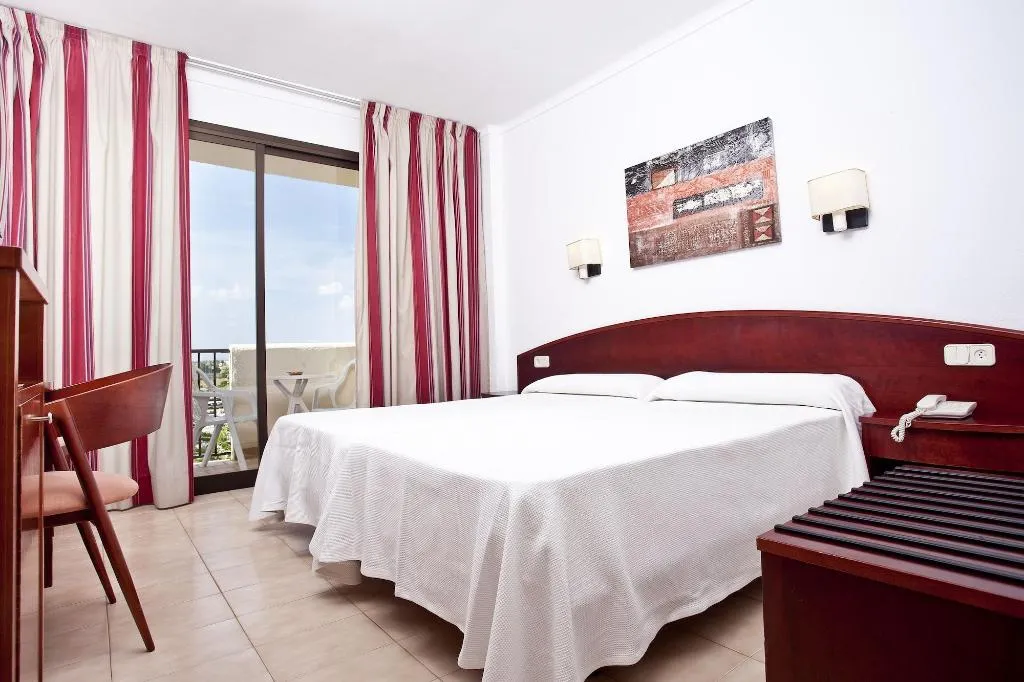 Room, Torre Maria Luisa, Menorca